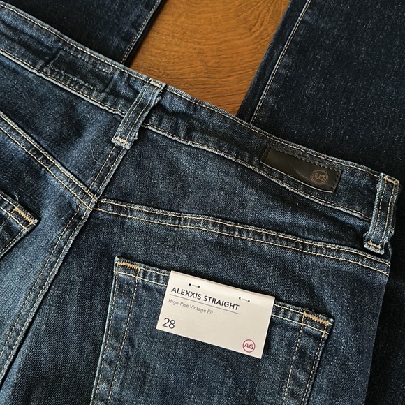 NWT AG Adriano Goldschmied Women's Alexxis Jeans, Metropolitan, 28 - Picture 4 of 14